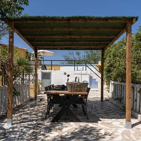 Casa Rosa Longterm Living And Workspace Hébergement de vacances *